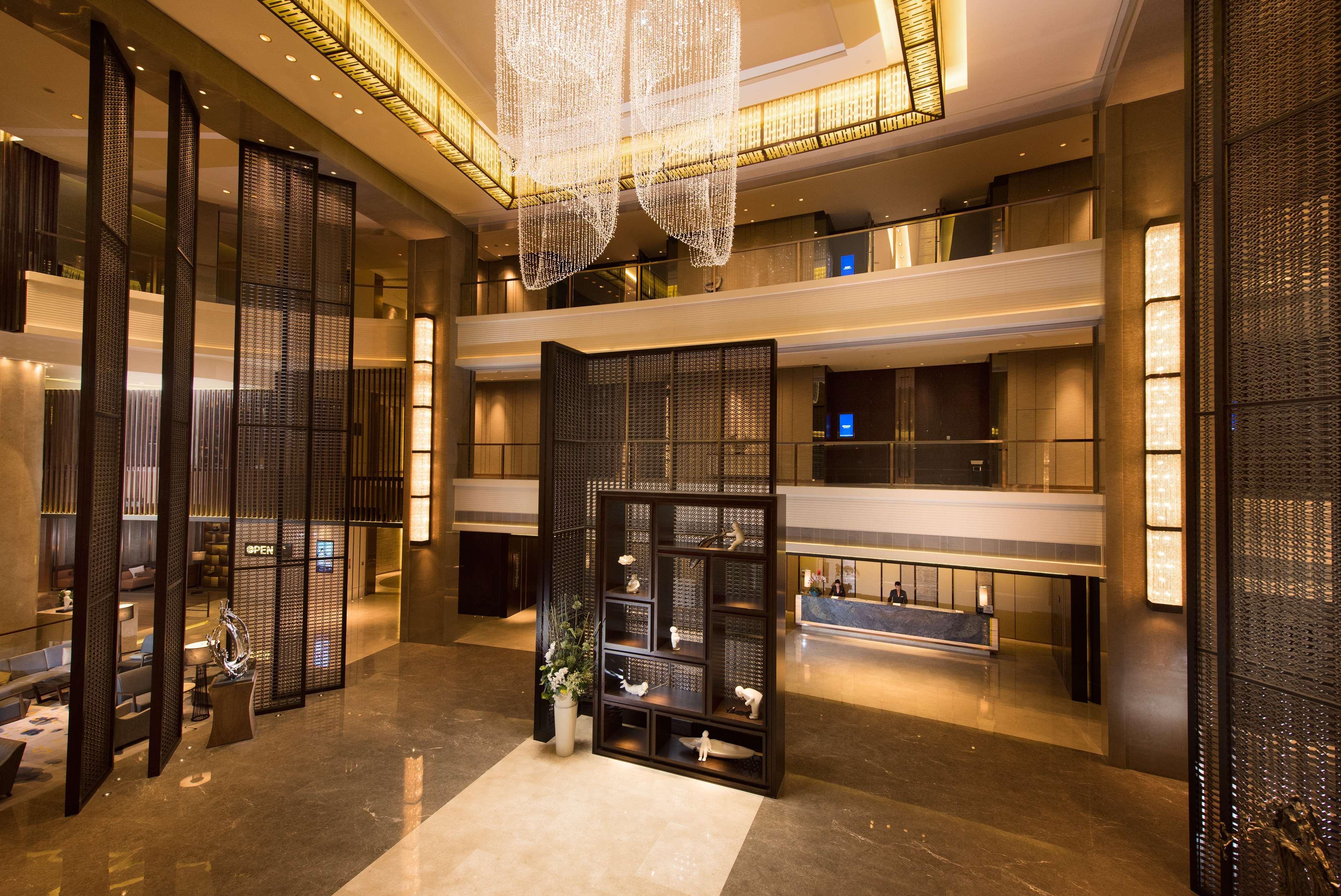 Hilton Чоушан Екстериор снимка