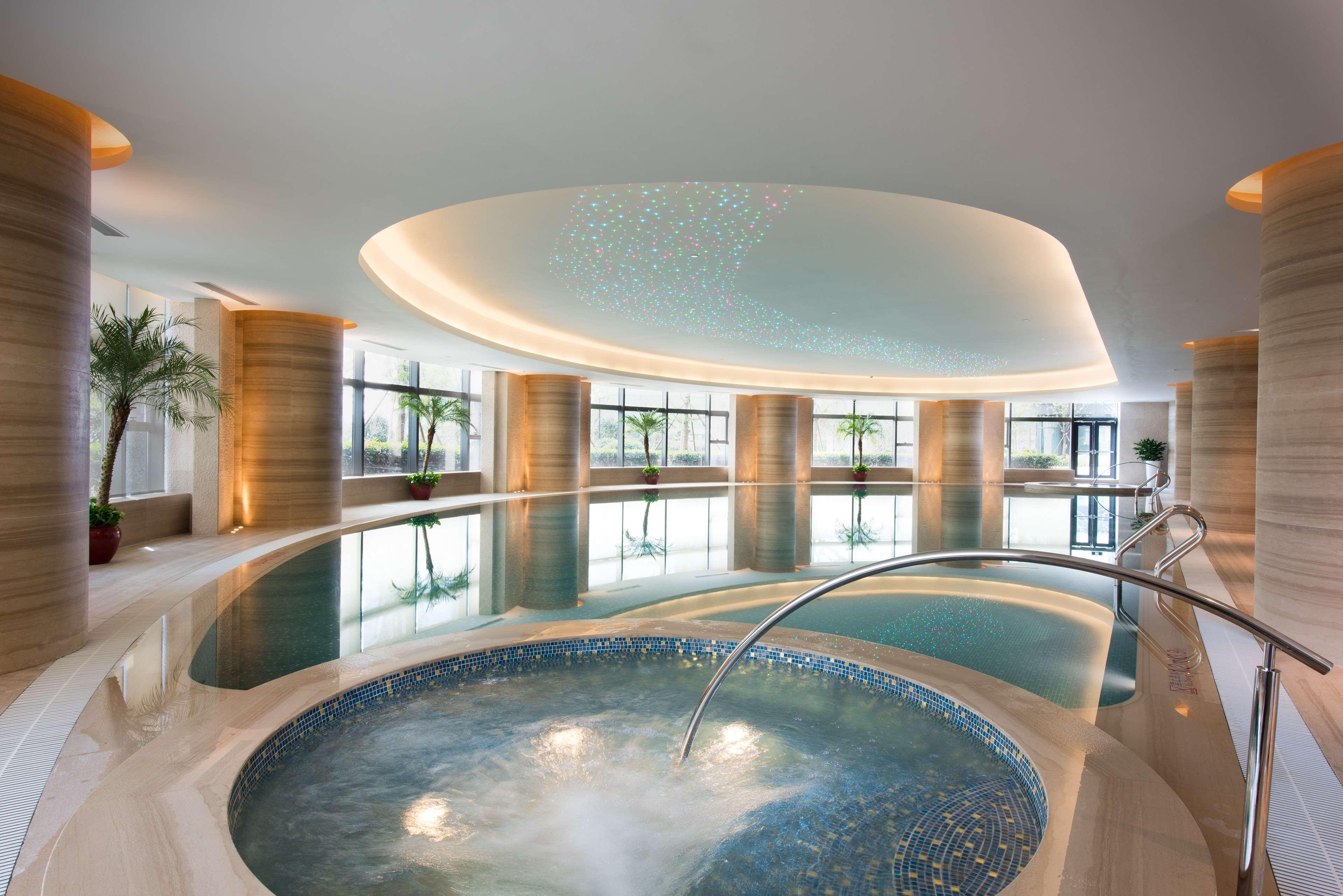Hilton Чоушан Екстериор снимка