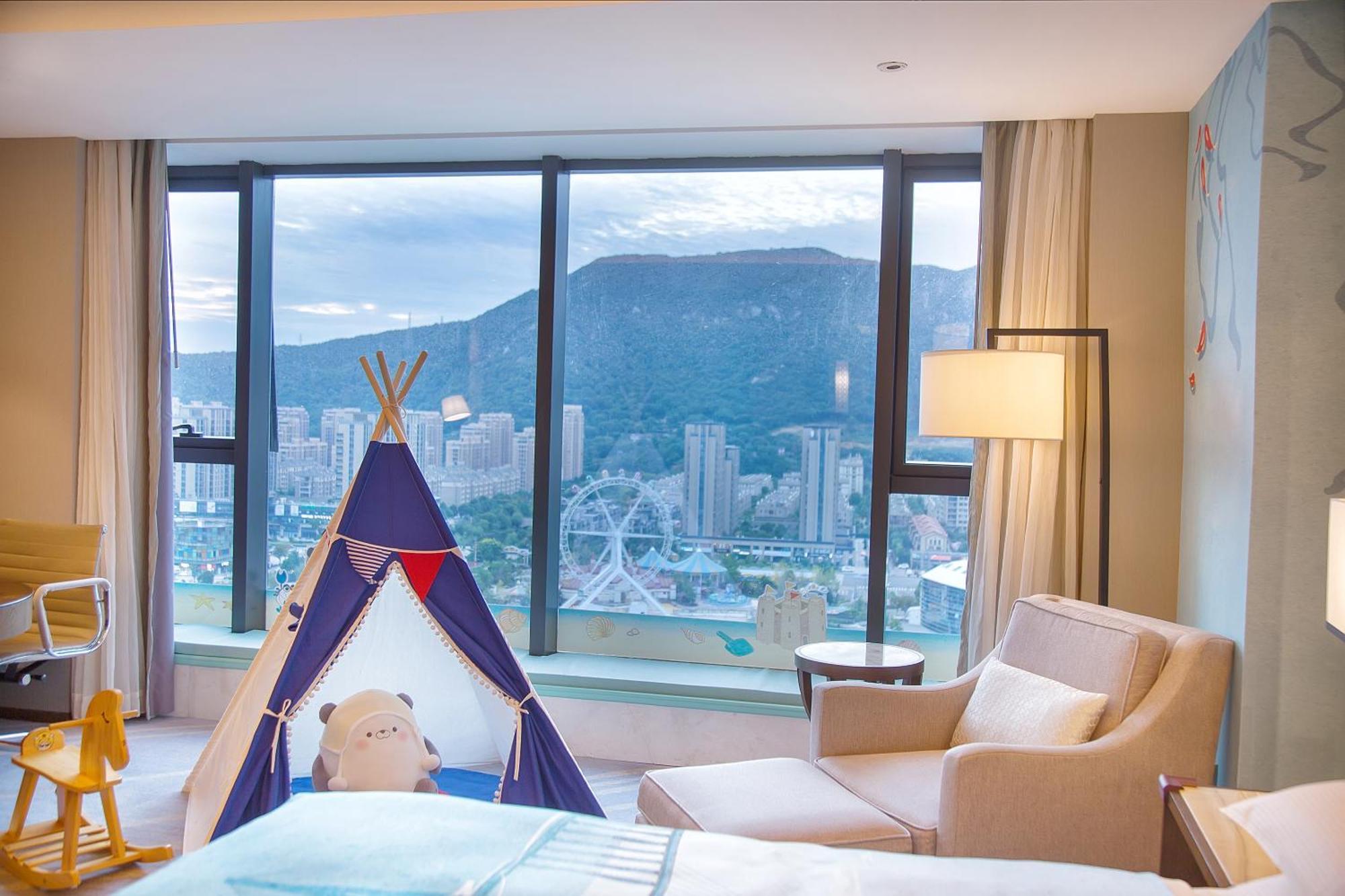 Hilton Чоушан Екстериор снимка
