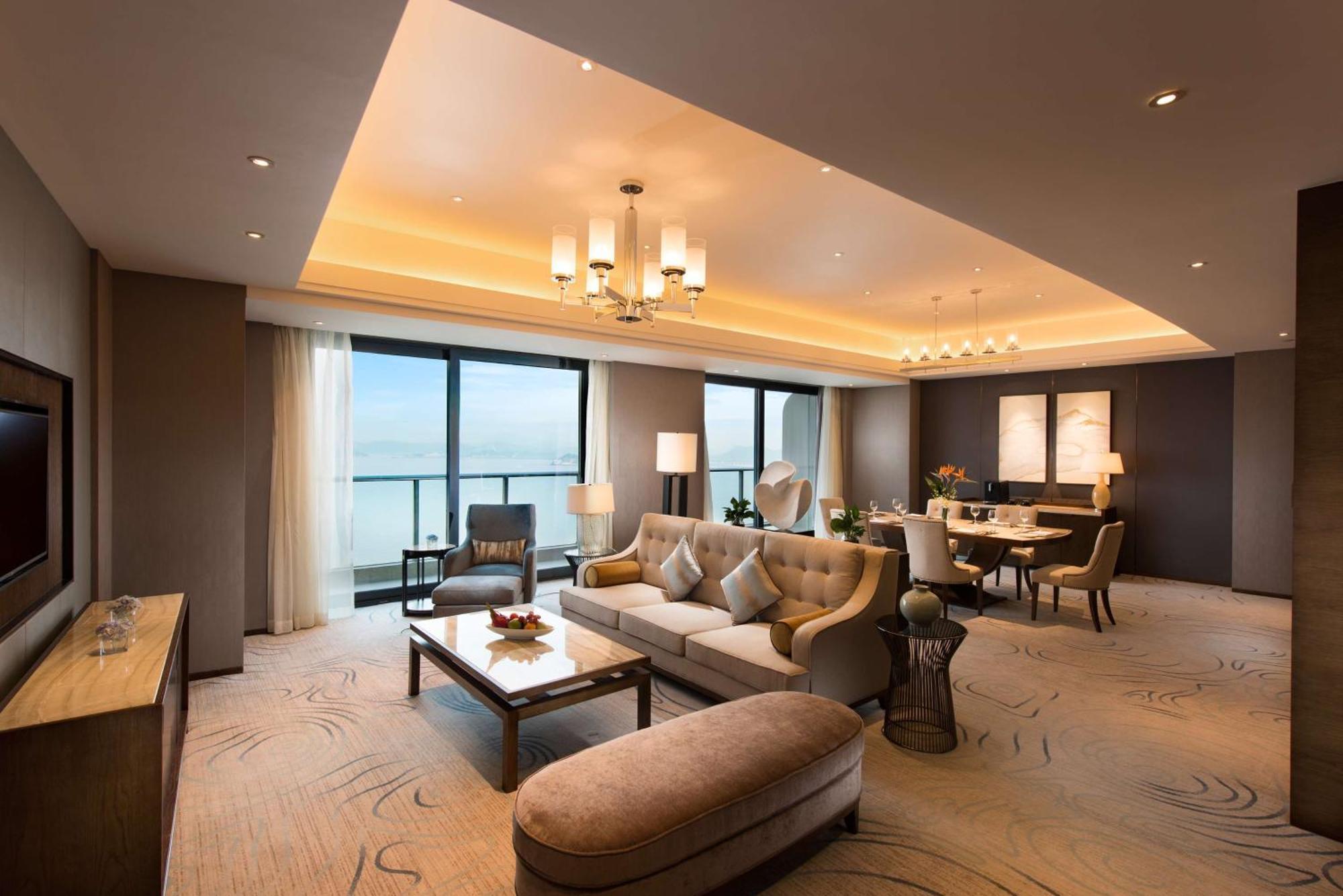 Hilton Чоушан Екстериор снимка