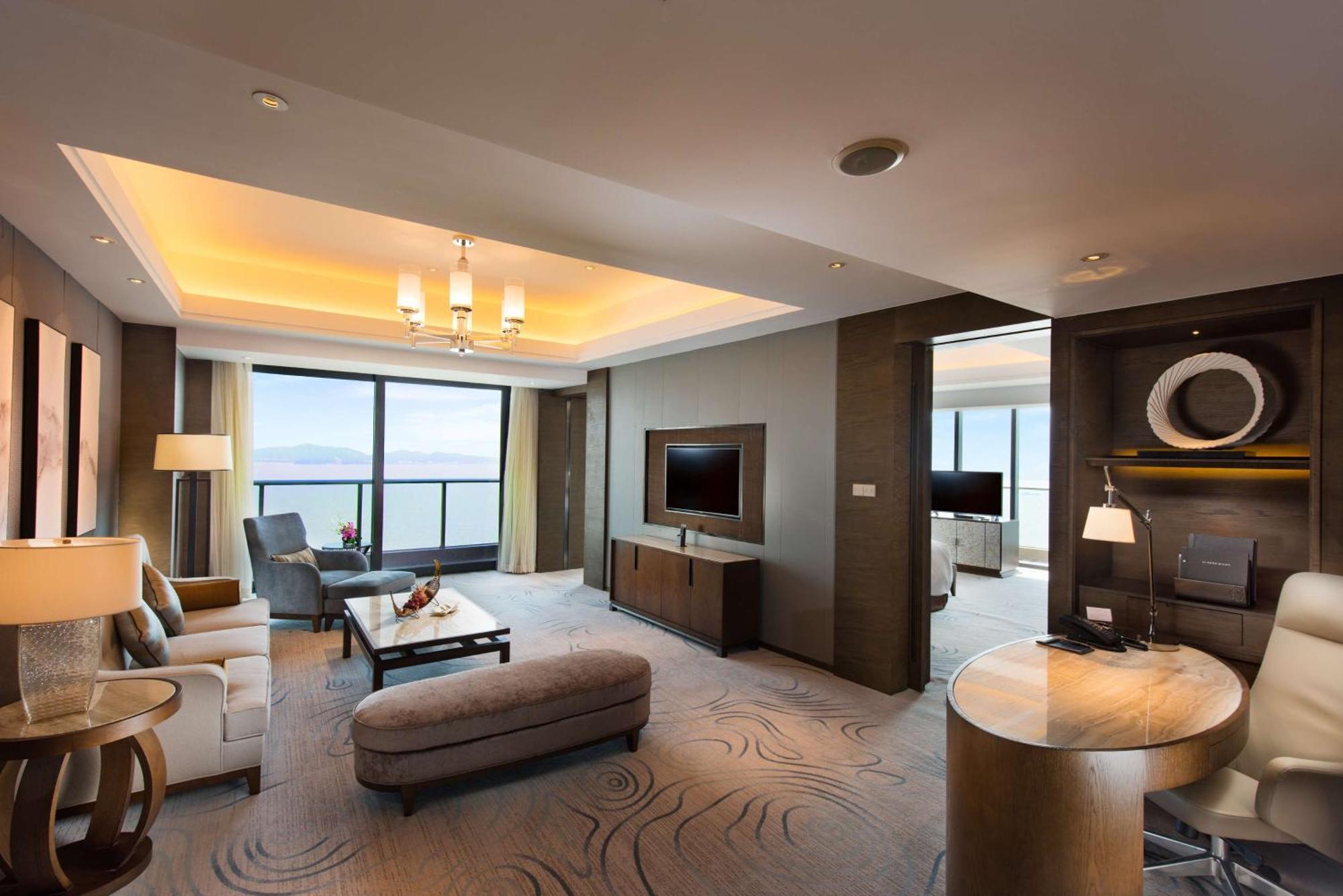 Hilton Чоушан Екстериор снимка