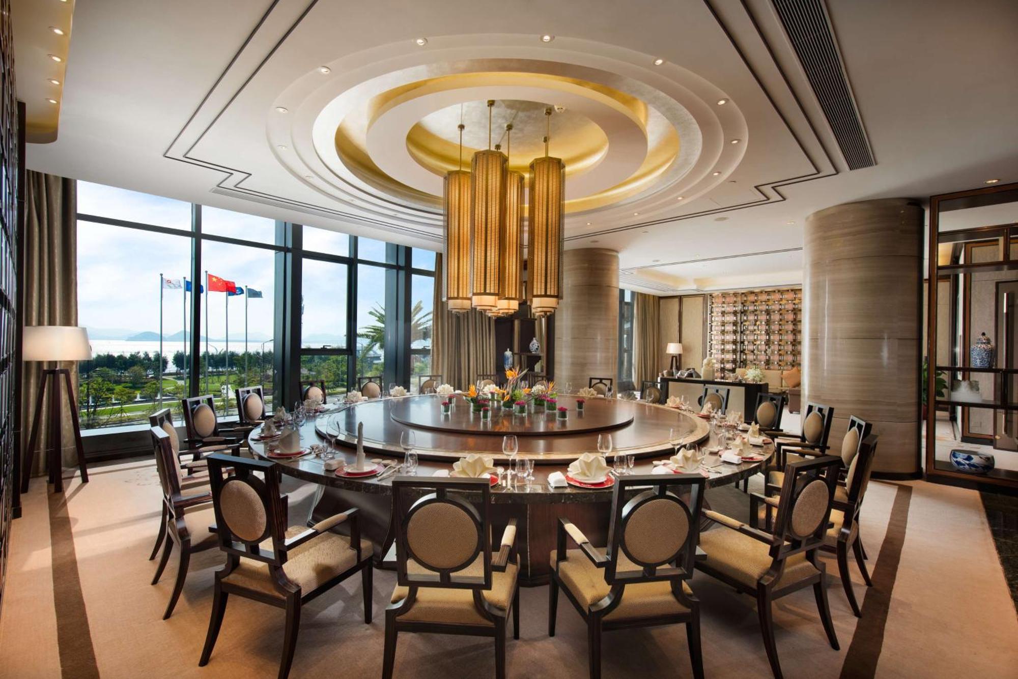 Hilton Чоушан Екстериор снимка