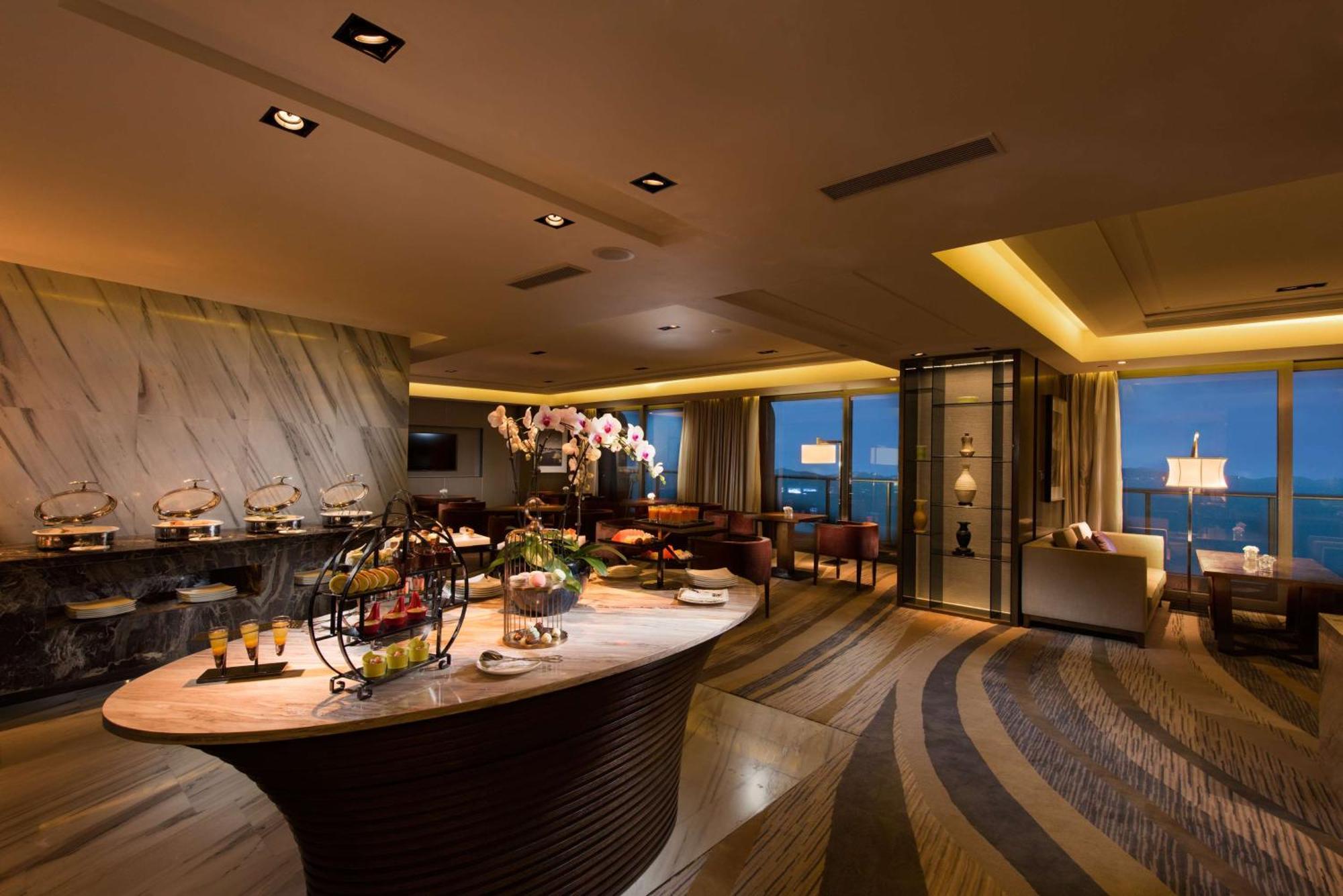 Hilton Чоушан Екстериор снимка