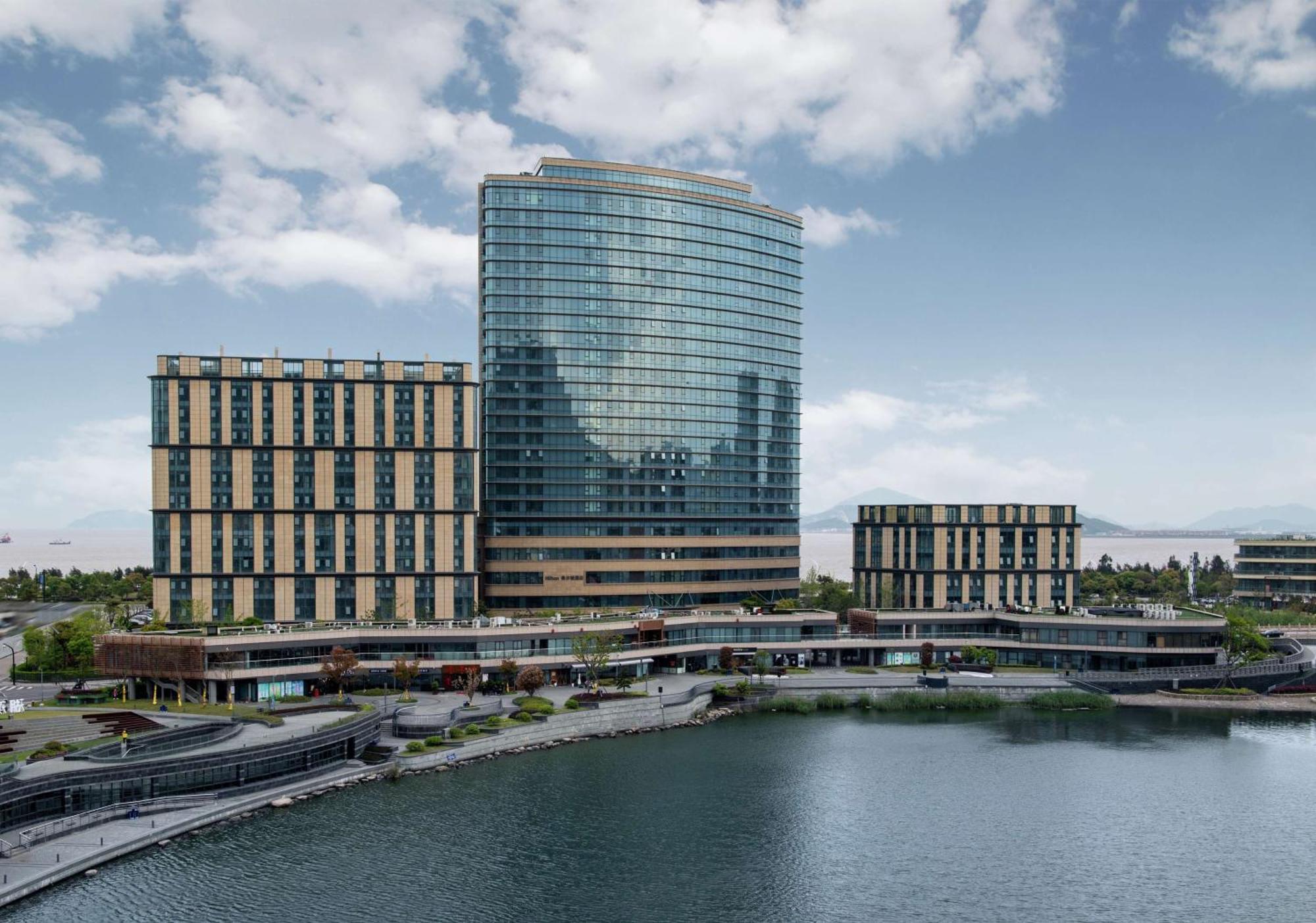 Hilton Чоушан Екстериор снимка